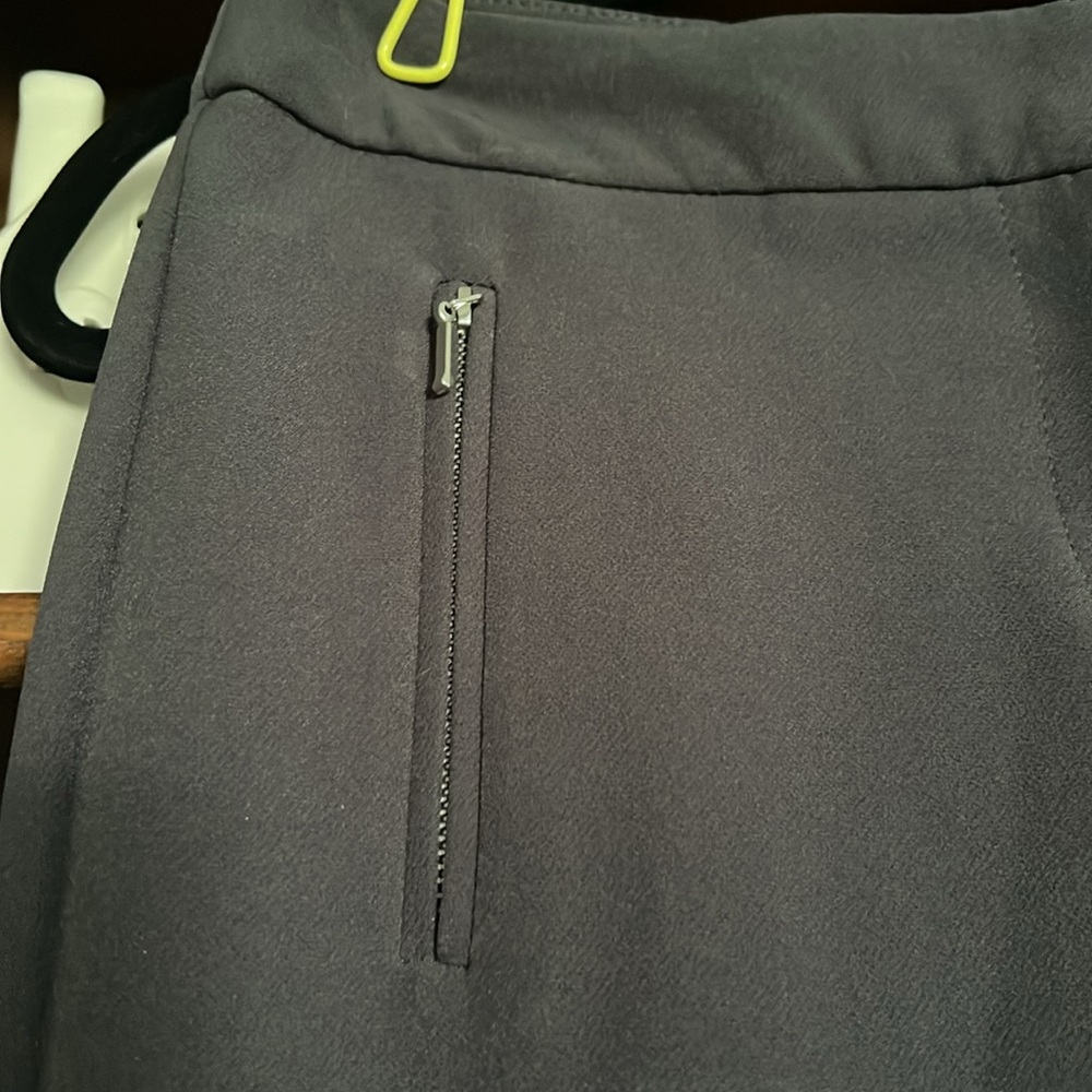 WORTHINGTON Carbon Gray Zip Pocket, Skinny, Ankle Work Pants, Sz 4, NWT. - Picture 3 of 7